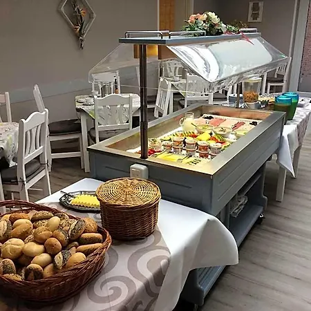 Koll's Otel 3*